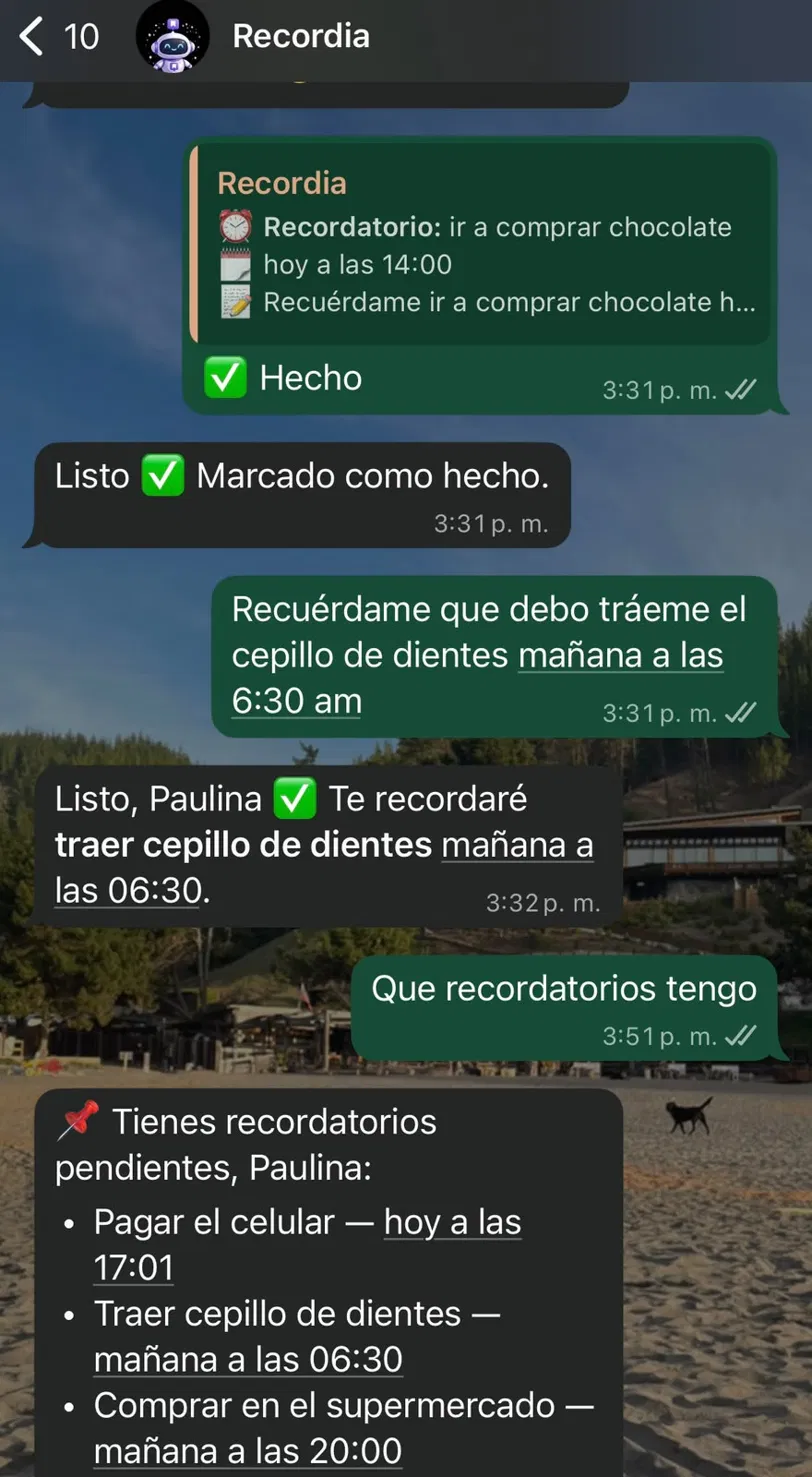 Captura real: Recordia lista tus recordatorios pendientes cuando le preguntas